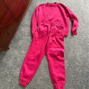 Pretty little things matching Women's Pink sweat set